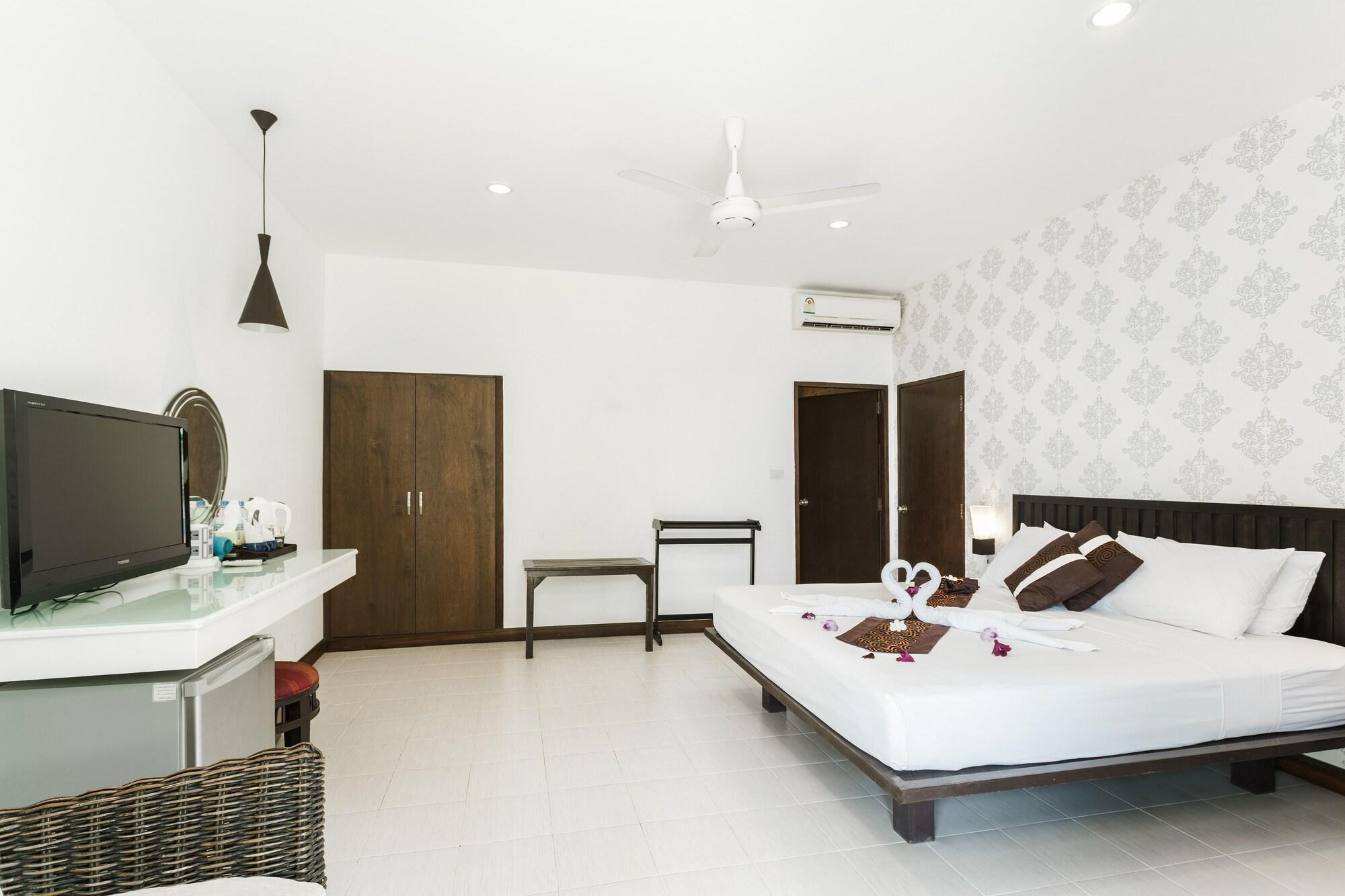 Samui Pier Beach Front & Resort Bang Rak Beach  Exterior photo