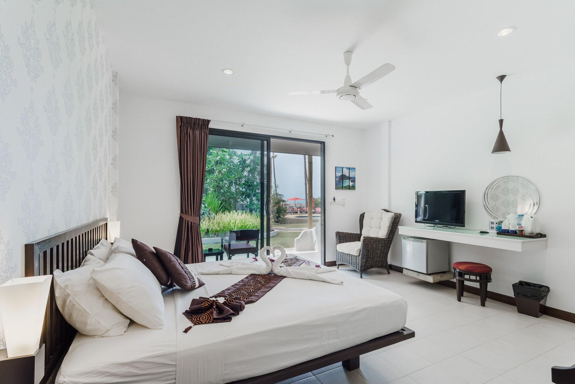 Samui Pier Beach Front & Resort Bang Rak Beach  Exterior photo
